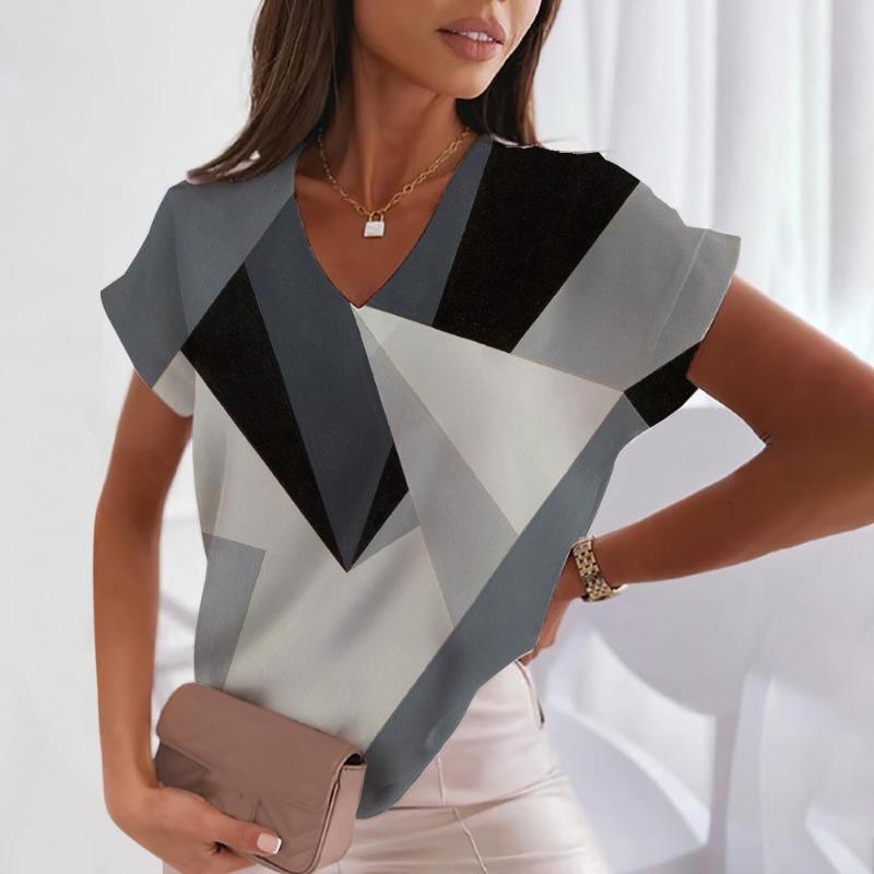 

Женская футболка Простая Мода V-образный вырез Короткий рукав Мелкий принт 3D Футболка Дамская Харадзюку Свободная одежда Женский пуловер 5XL