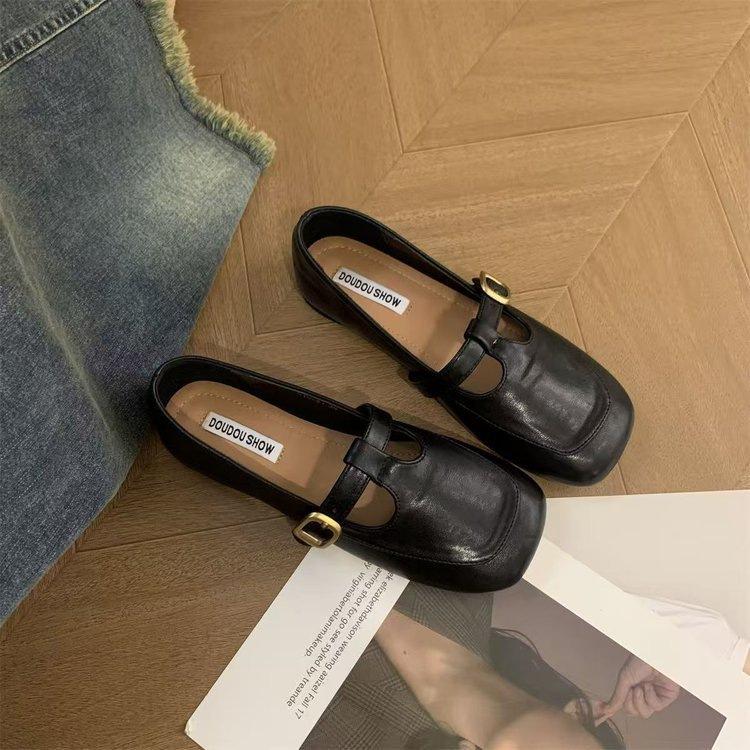 Design Sense Niche Shallow Mouth Shoes Flat-soled Leather Shoes Women's Shoes Autumn French Retro Single Shoes Soft-soled Loafers Doudou Shoes