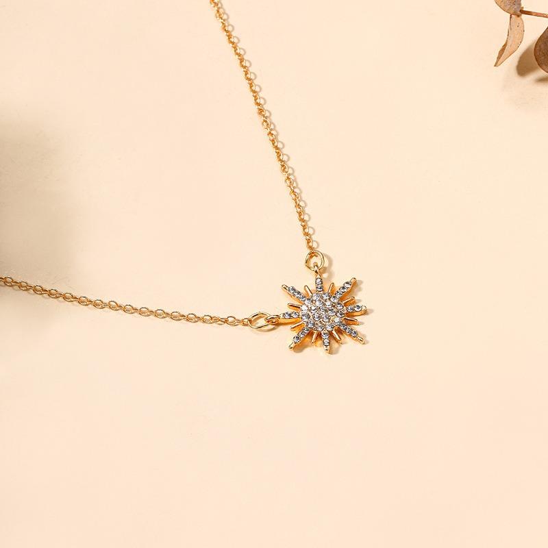 Sun God Necklace Gold Rays Diamond Pendant Sun Short Neck Sweater Chain Women