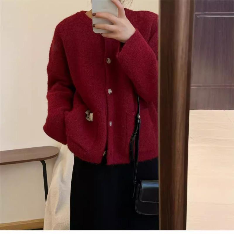 Autumn and winter new gentle soft waxy knitted cardigan women's loose lazy wind crew neck sweater jacket top