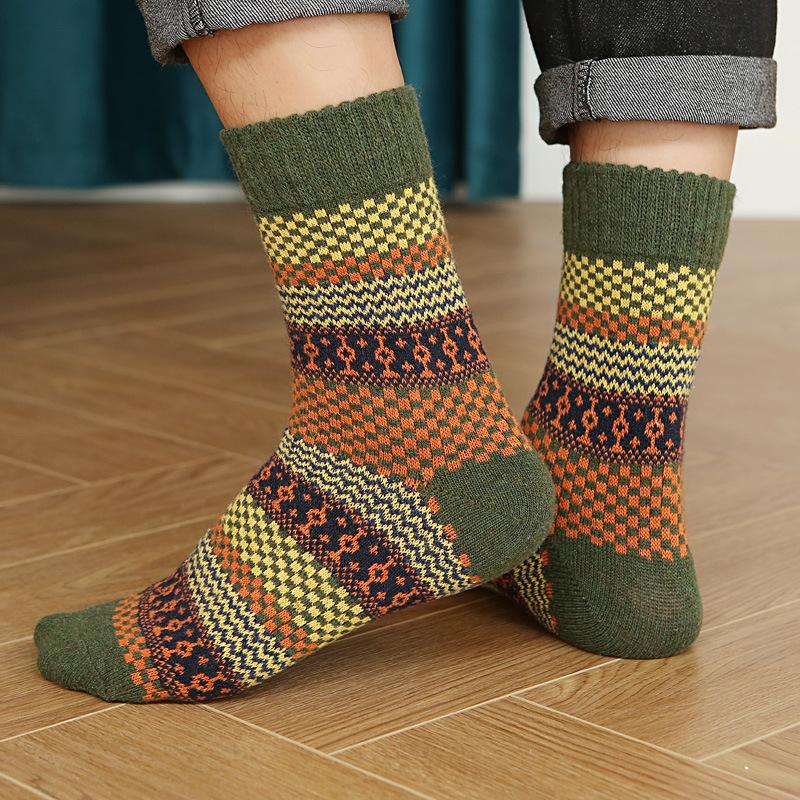 5/10 párů Podzimní Zimní Ponožky do Poloviny Lýtka Zesílené Teplé Ponožky z Králičí Vlny Retro Etnický Styl Ponožky z Bavlny s Květinovým Vzorem pro Muže Pohodlné