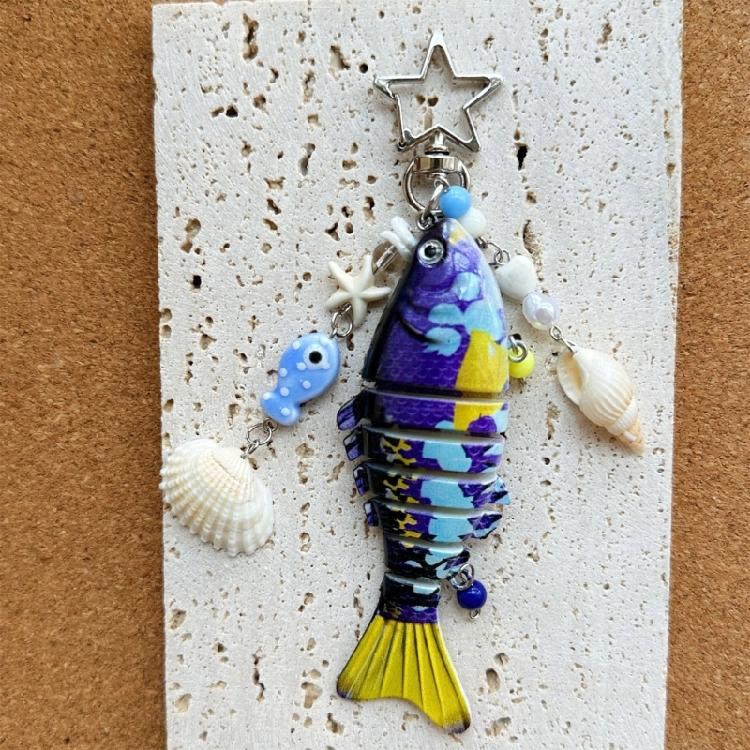 Fun Fish Inspired Keychain Trendy Resin Jewelry Accent Sturdy Finish Great For Personalizing Belongings Thoughtful Gift