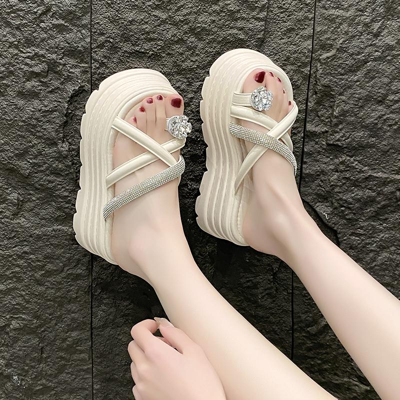 Mode Damen Sommer Bling Klobige Pantoletten Hohe Plateau Flip Flops 8,5CM Keilabsatz Pantoletten Süße Mädchen Sandalen Offene Zehen Strandschuhe