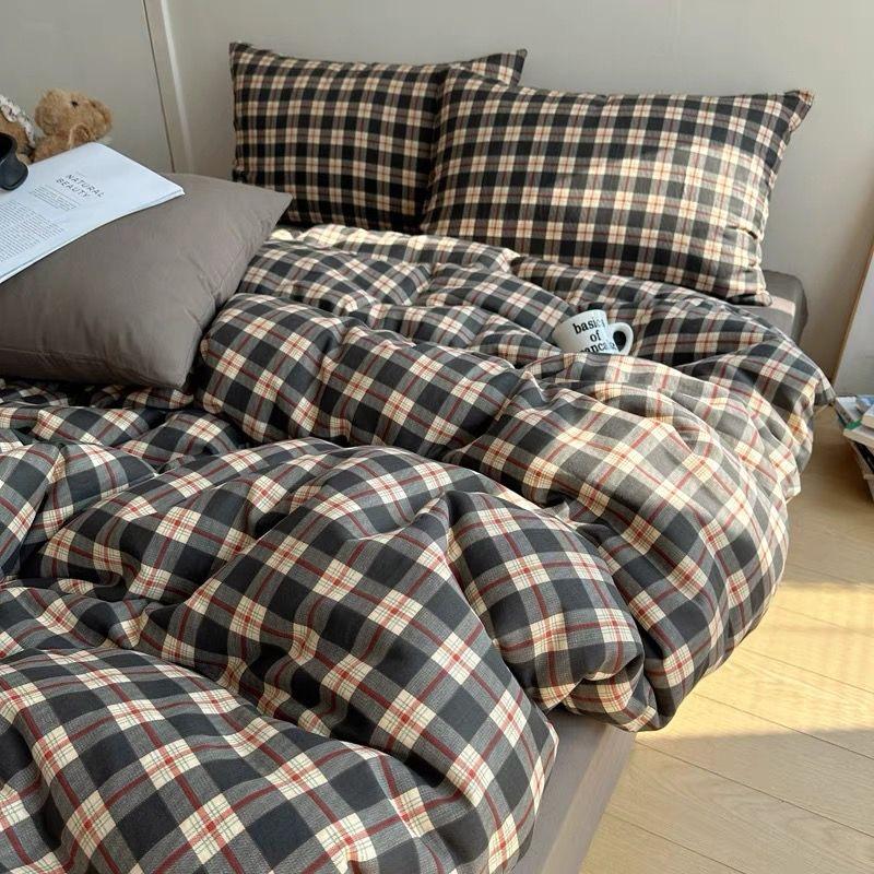 INS Girls Retro Bedding Sets 2025 New British Style Bed Sheet Set Women Plaid Queen Size Duvet Cover Sets With Pillowcases