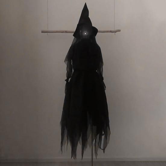 Świecące Wiedźmy Trzymające się za Ręce z Kołkami Aktywowana Dźwiękiem Halloweenowa Stojąca Dekoracja Wiedźmy ze Świecącą Twarzą na Zewnątrz Trawnik Ogród Patio Dekoracja