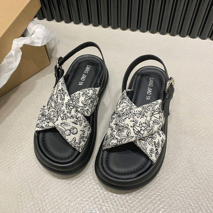 

Новые сандалии в китайском стиле с принтом в национальном стиле женские на платформе 2025 лето новые универсальные популярные спортивные пляжные римские туфли 40