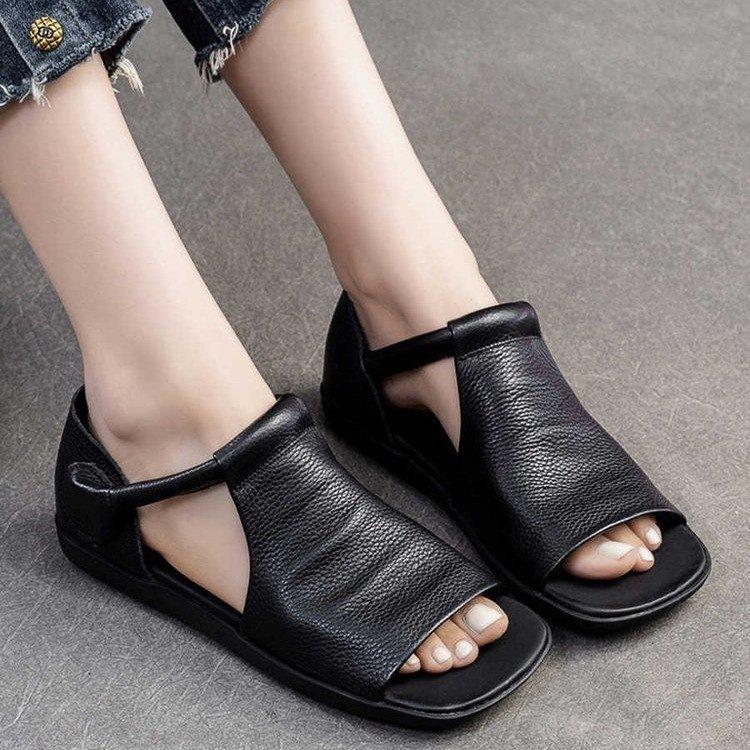 Soft-faced pure leather flat-bottomed fashion open-toed sandals women's summer 2025 new leather versatile casual Velcro fish mouth shoes