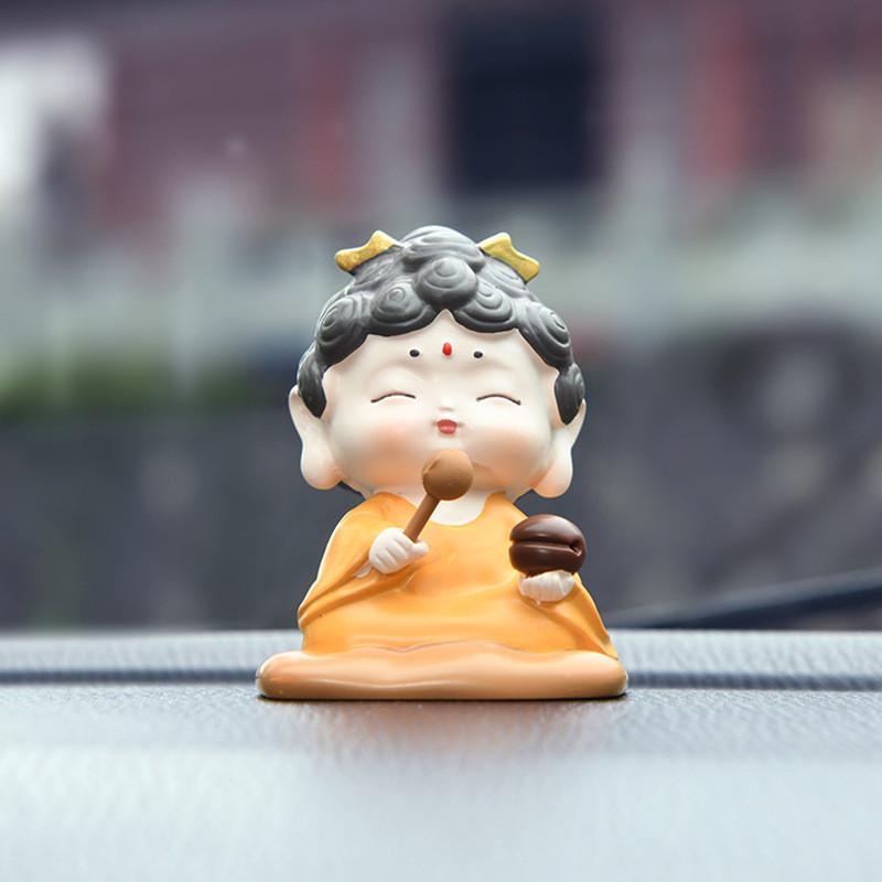 Buddha Car Ornaments Resin Craft With Lucky Lotus For Giftgiving Occasions
