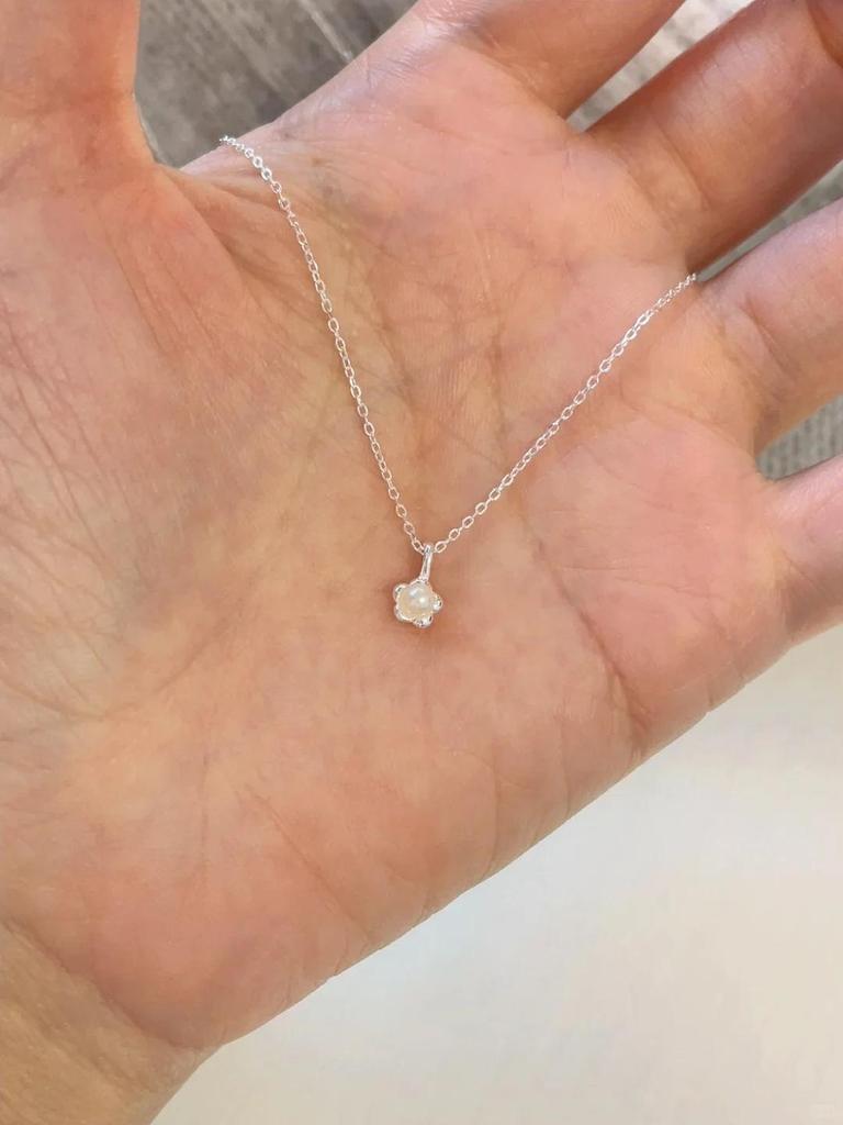 Elegant Heart Bow Pearl Necklace for Women - Non-fading, High-End, Versatile, New Style