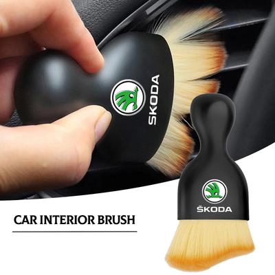 Car Emblem Cleaning Soft Brush Dust Remover Tool Accessories For Skoda Octavia MK2 MK1 2 3 A7 A8 Fabia Karoq Superb Rapid Kamiq BB666