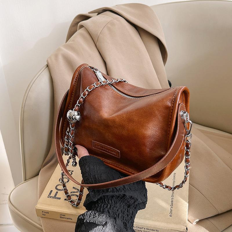 Autumn and Winter Retro High-end Women's Bags 2025 New Casual Fashion High-end Niche Portable Messenger Bags
