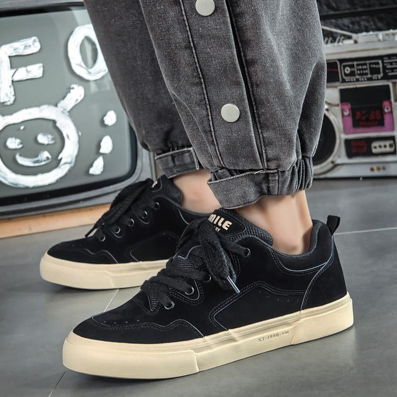 Designer Skateboarding Men Casual Skate Shoes Black High Quality Trainers Trend Board Rubber Sole Sport Sneake Walking Casual Sh