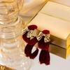 Silbernadel Herbst/Winter Rote Schleife Perle & Rose Kette Ohrringe