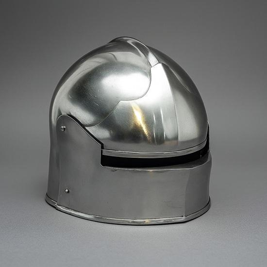 

Средневековый немецкий шлем салад ручной работы. Идеально подходит для ярмарки эпохи Возрождения, косплея, LARP, костюма на Хэллоуин. Аутентичная стальная реплика.