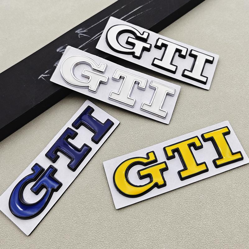 Pro VW VOLKSWAGEN 2026 Nové 3D kovové logo Znak GTI Písmena Odznak na zadní kufr auta Pro Volkswagen VW Golf 4 5 6 7 7.5 MK4 MK5 MK6