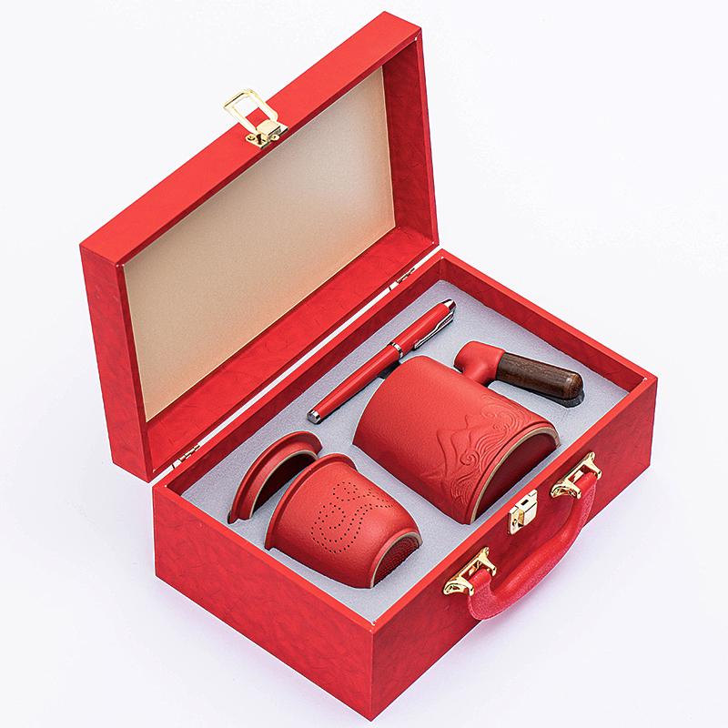 Corporate Annual Meeting Gift Box: Practical Souvenir for Clients and Events