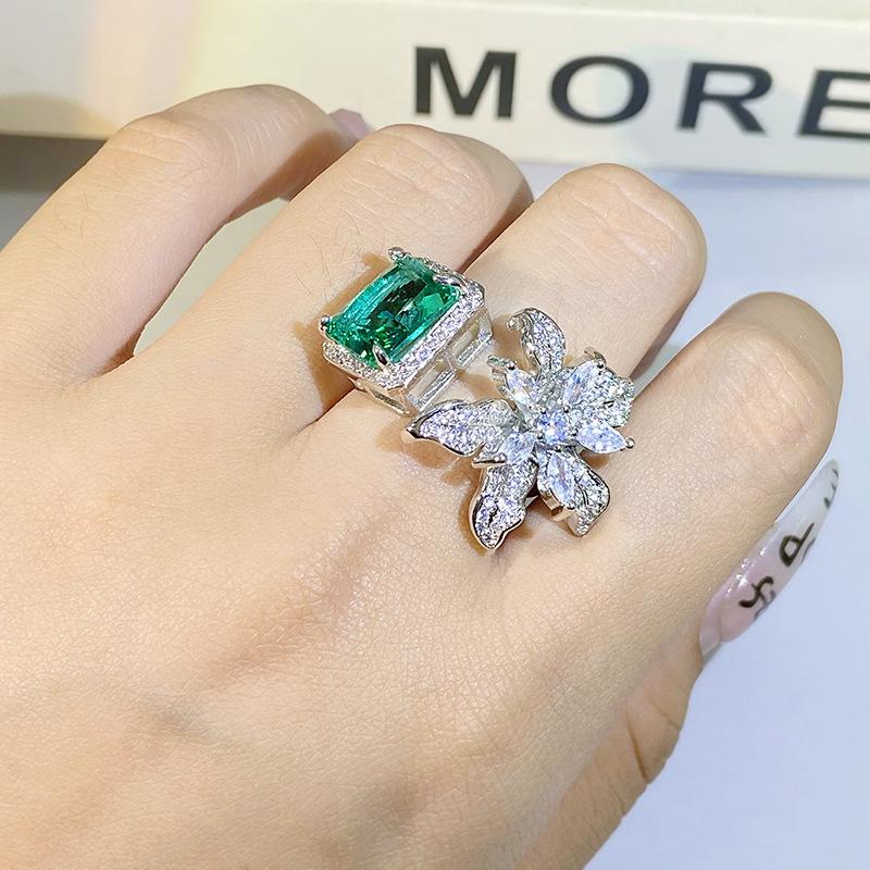 Exquisite Square Flower Ladies Opening Ring Stamp Fashion Full Diamond Set Green Zircon Ring Party Wedding Gift