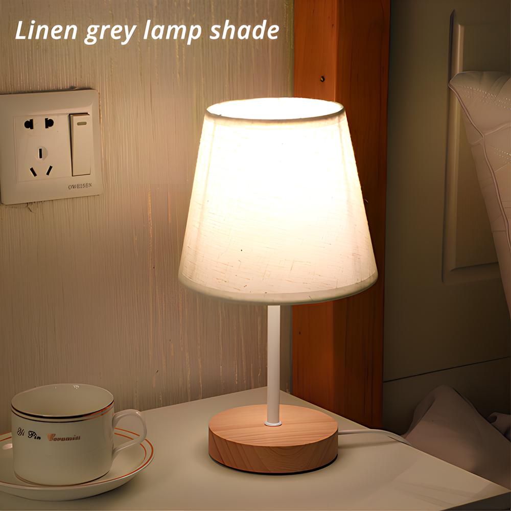 Lampada da comodino decorativa da tavolo in legno massello nordico, semplice e creativa, con telecomando, piccola luce notturna a risparmio energetico a LED