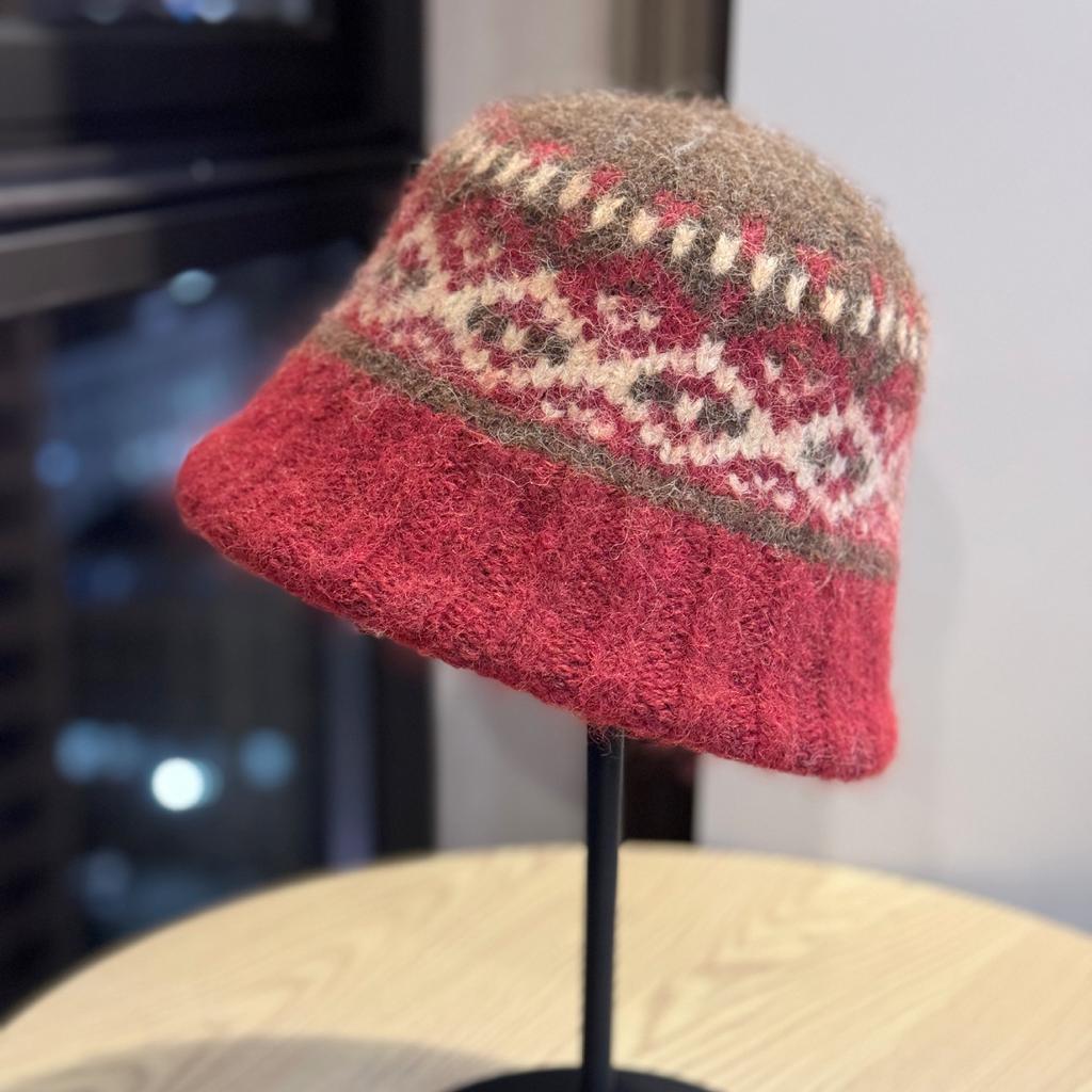 Autumn and Winter Thickened Fair Isle Style Knitted Fisherman Hat for Women Autumn Retro Wide Brim Face Showing Small Warm Basin Hat Trend