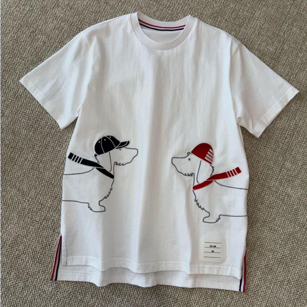 

Женская футболка свободного кроя с короткими рукавами и вышитым изображением щенка — нишевый дизайн на весну/лето. M (80-100 Jin) белый