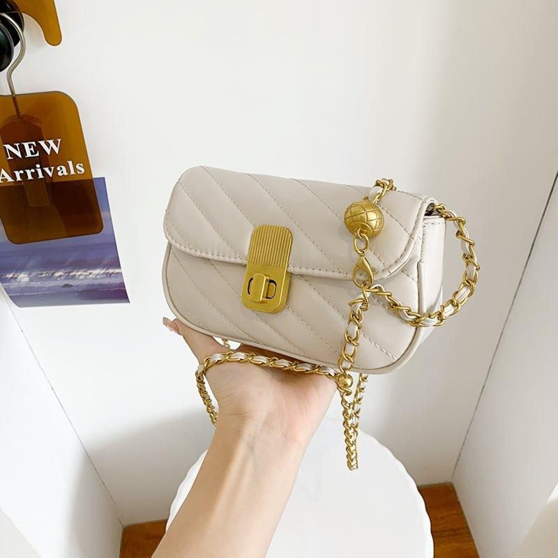 Chic Black Quilted Chain Crossbody Bag For Women Stylish Small Shoulder Purse