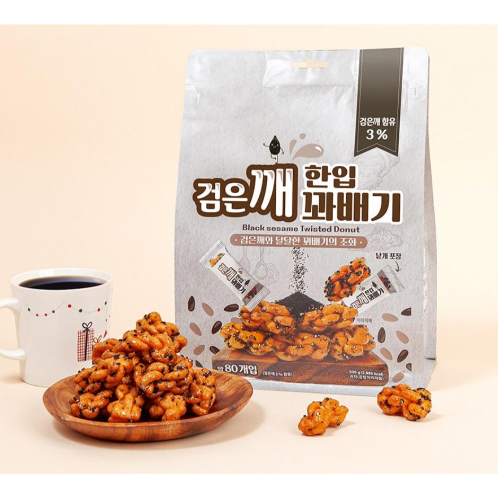

Традиционные корейские закуски Пончики в виде скрученных палочек(кквабэги) 520g(80pcs) Black Sesame