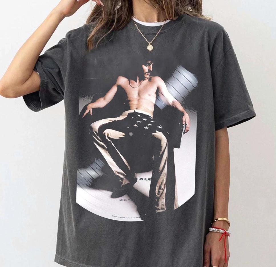 NEW HOT !!!! Benson Boone American Heart Tour Shirt Benson Boone T-Shirt Tee M