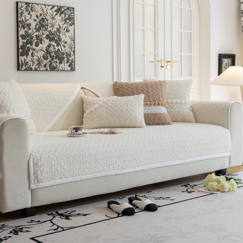 

Кремовый стиль, плюшевая подушка для дивана, четыре сезона, универсальные нескользящие подушки для сидения, легкий французский полный чехол для дивана, тканевый чехол 70*70cm