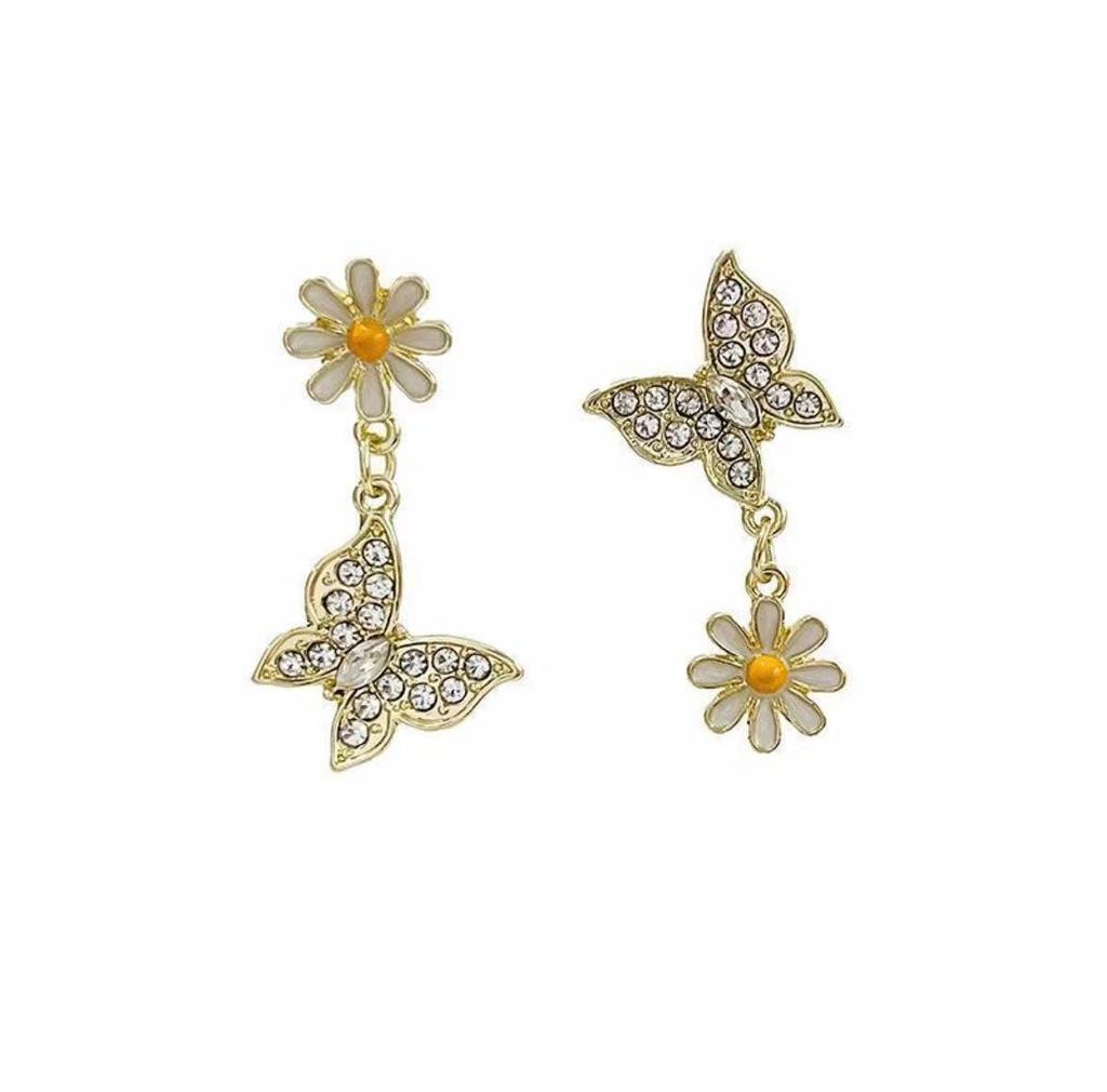 Asymmetrical Korean Butterfly Earrings for Women: Niche Design, Fashion-Forward