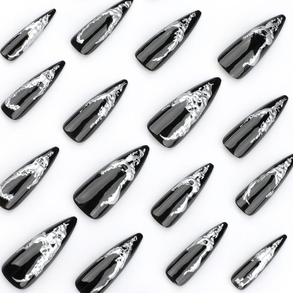 Dark Spicy Girl Long Pointed False Nails - Hot Silver Wearable Manicure