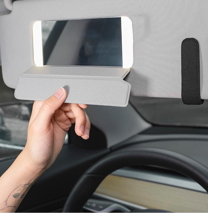 Kompatibel mit Land Rover Fahrzeugen: Range Rover Sport, Discovery Sport, Velar und Aurora Sonnenbrillenclips.