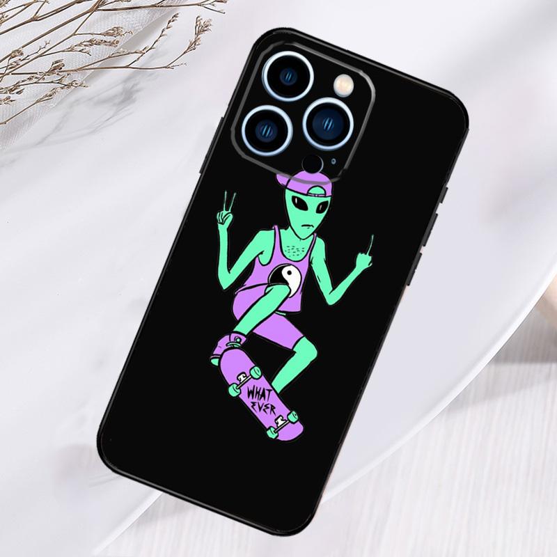Aesthetic Alien Space Girl Phone Case For iPhone 16 Pro Max 15 14 12 11 13 17 Pro Max Plus 12 13 Mini 16e 17 Air Cover