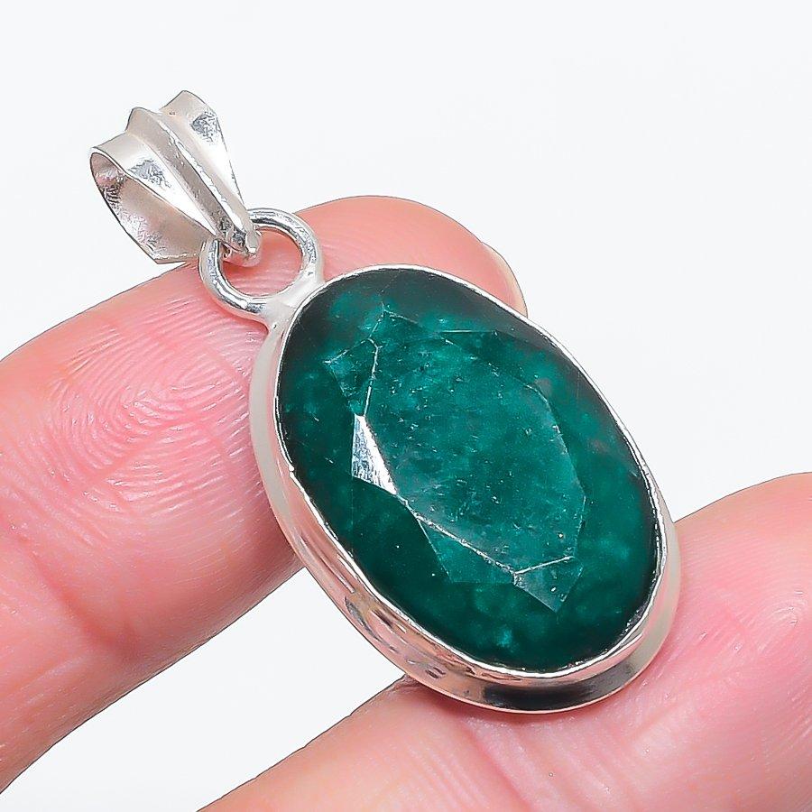 

Natural Emerald(Simulated) 925 Sterling Silver Jewelry Pendant 1.58 M5G31