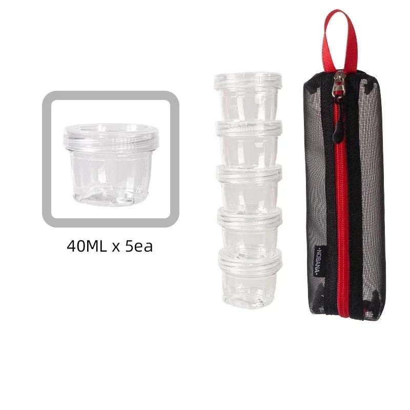 Portable travel camping spice set with 5 transparent seasoning bottles, is a perfect equipment for travel and camping