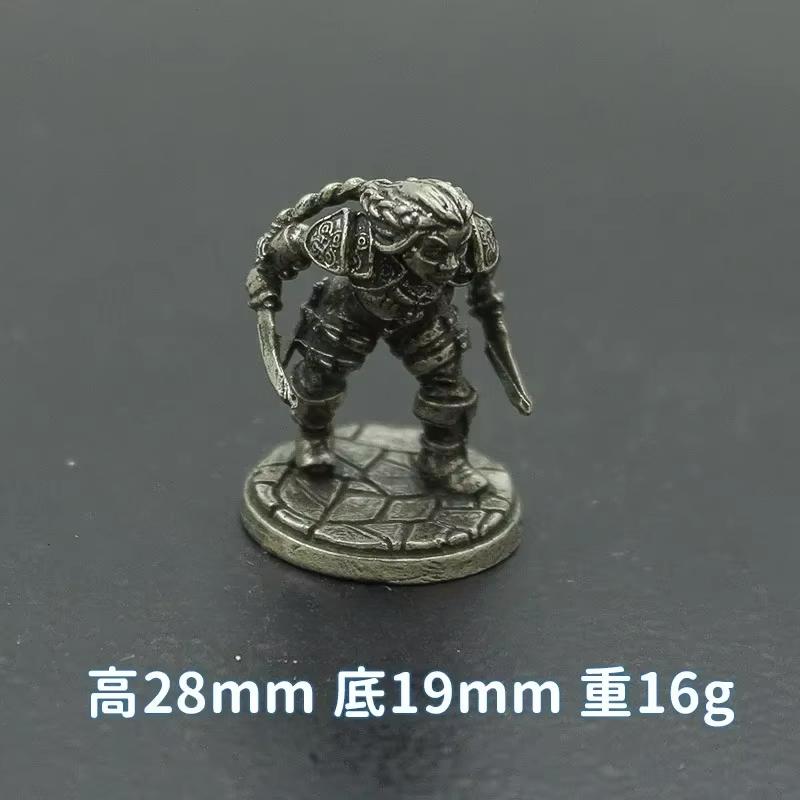Vintage White Brass Miniature Dwarf Warrior Statue Desktop Board Game Warrior Model Toy Boys Desk Decorative Ornament Craft Gift