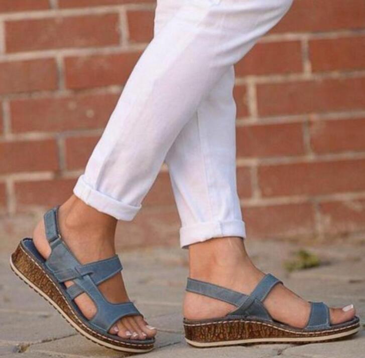 

Летние студенческие сандалии на низком клиновидном каблуке 43 синий