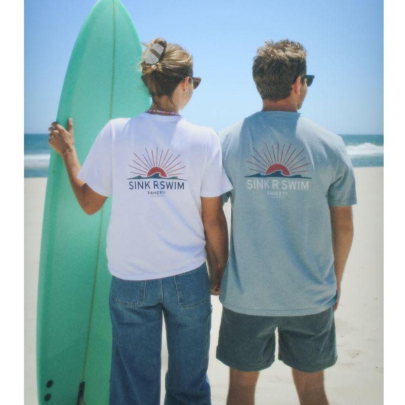 Sink R Swim American Retro Sports Style Sun by the Sea Swimming Surfing Illustration Pure Cotton Short Sleeve T-shirt for Women