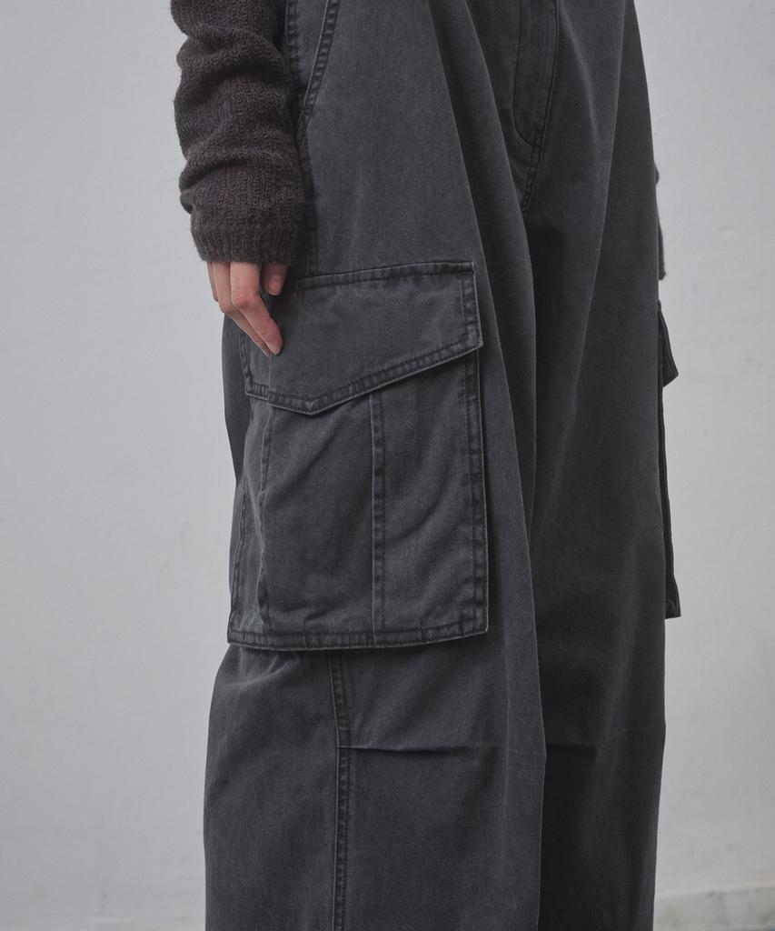 MUSINSA STANDARD WOMAN Pigment Wide Cargo Pants [Charcoal Grey]