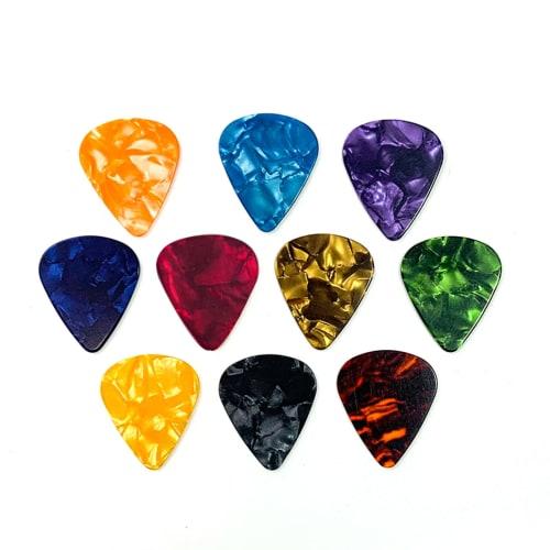 

YFFSFDC Guitar Picks, Set of 30, Medium Picks for Electric, Bass, Acoustic, and Stringed Instruments, 0.71mm Thick, Perfect for Beginners and Practice
