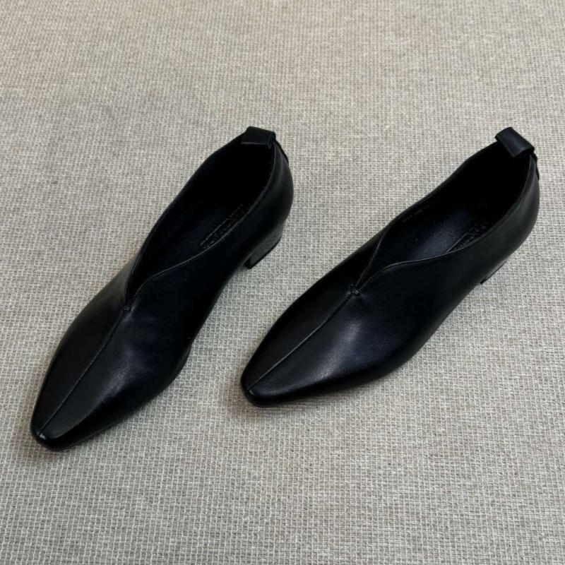 Fashion Mid Heels Leather Shoes 2025 Designer New Spring Elegant Versatile Women Loafers Comfortable Soft Walking Pumps Zapatillas Mujer