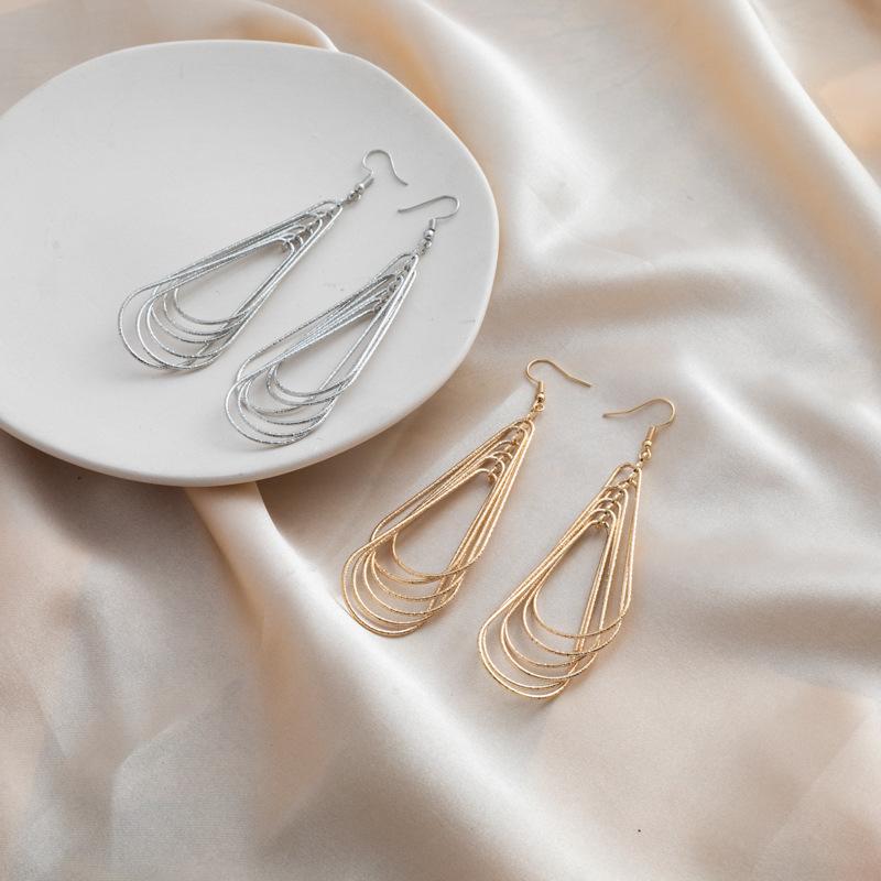 Minimalist Hollow Drop Earrings Vintage Geometric Dangle Earrings Fashionable Statement Jewelry