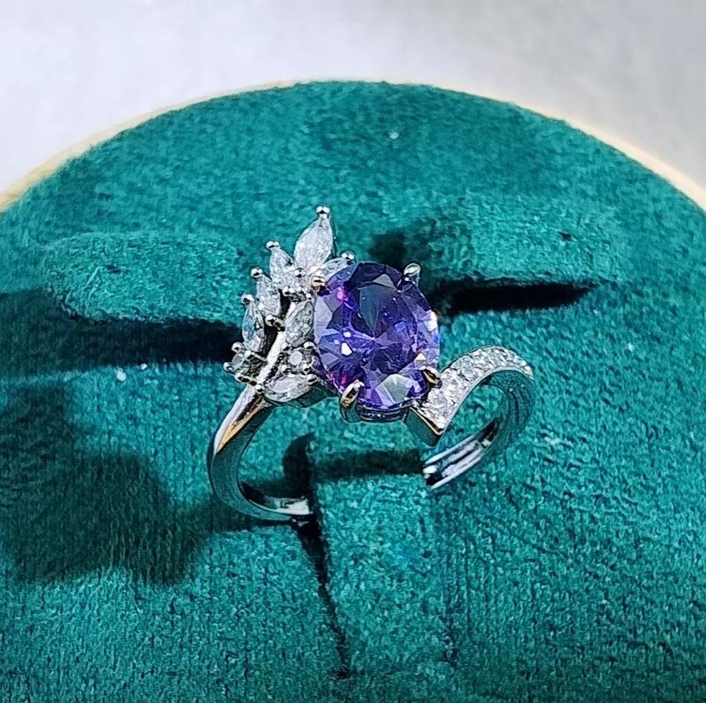 Fashion Personality Rice Simulation Emerald Ring Women'S Niche Personality Light Luxury Zircon Treasure Ring Jewelry