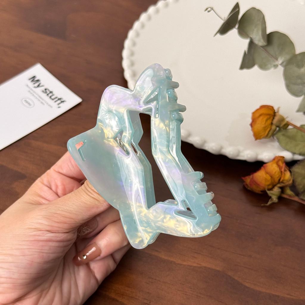 Trendy Acetate Hair Claw Clip With Star Design Perfect For Stylish Updos