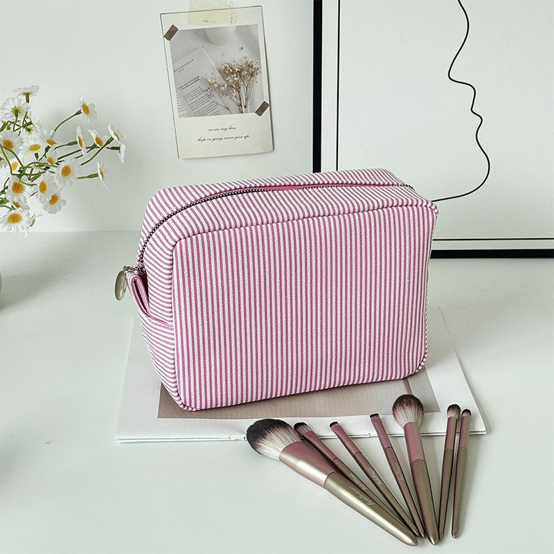 Striped Cosmetic Storage Bag Large Capacity Portable Women's Toiletry Pouch for Travel Business Trip Use