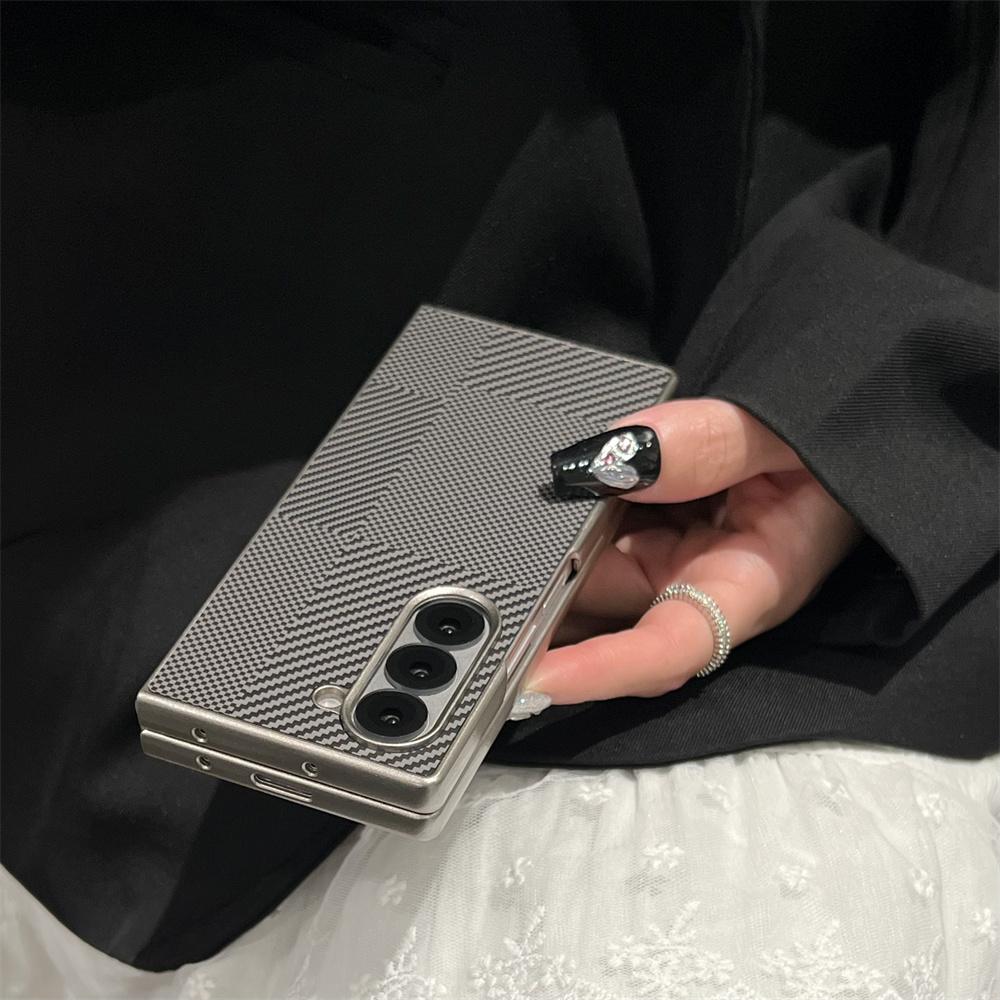 Luxury Kevlar Carbon Fiber Pattern Plating Phone Case For Samsung Z Fold 7 6 5 4 Shockproof Bumper Matte Solid Color Back Cover