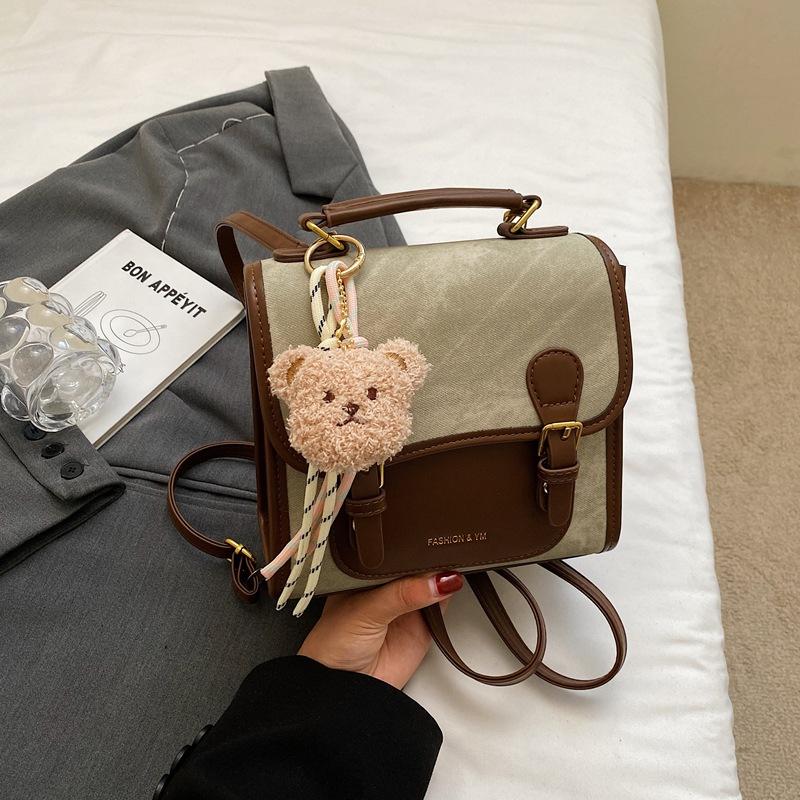 New backpack women's fashion leisure niche students class schoolbag Korean version of street trend lightweight travel backpack