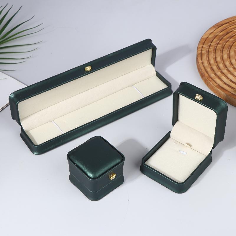 Boîte à Bijoux Bague Cuir PU Organisateur de Bijoux Bague Boucle d'Oreille Collier Pendentif Boîte Présentoir Cadeau Proposition Fiançailles Mariage