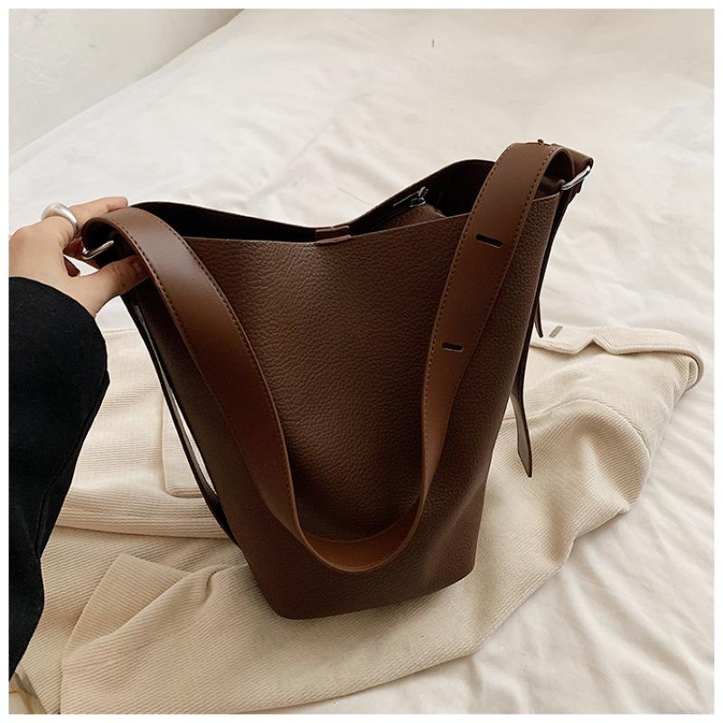 Tooxika French Retro Large Capacity Bucket Bag New Versatile Handbag Messenger Bag