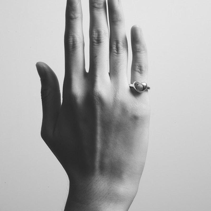 Hotdew [925 Silber] Winziger Loch Herzring