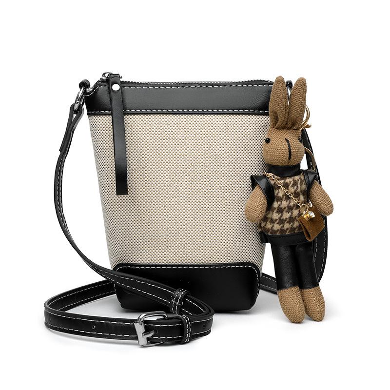 Fashionable and Versatile Single Shoulder Crossbody Bag with Premium Texture, Lightweight, Simple and Trendy Mobile Phone Bag